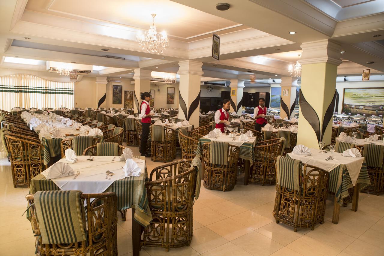 Meridian Hotel & Restaurant Dakhin Kattali Luaran gambar